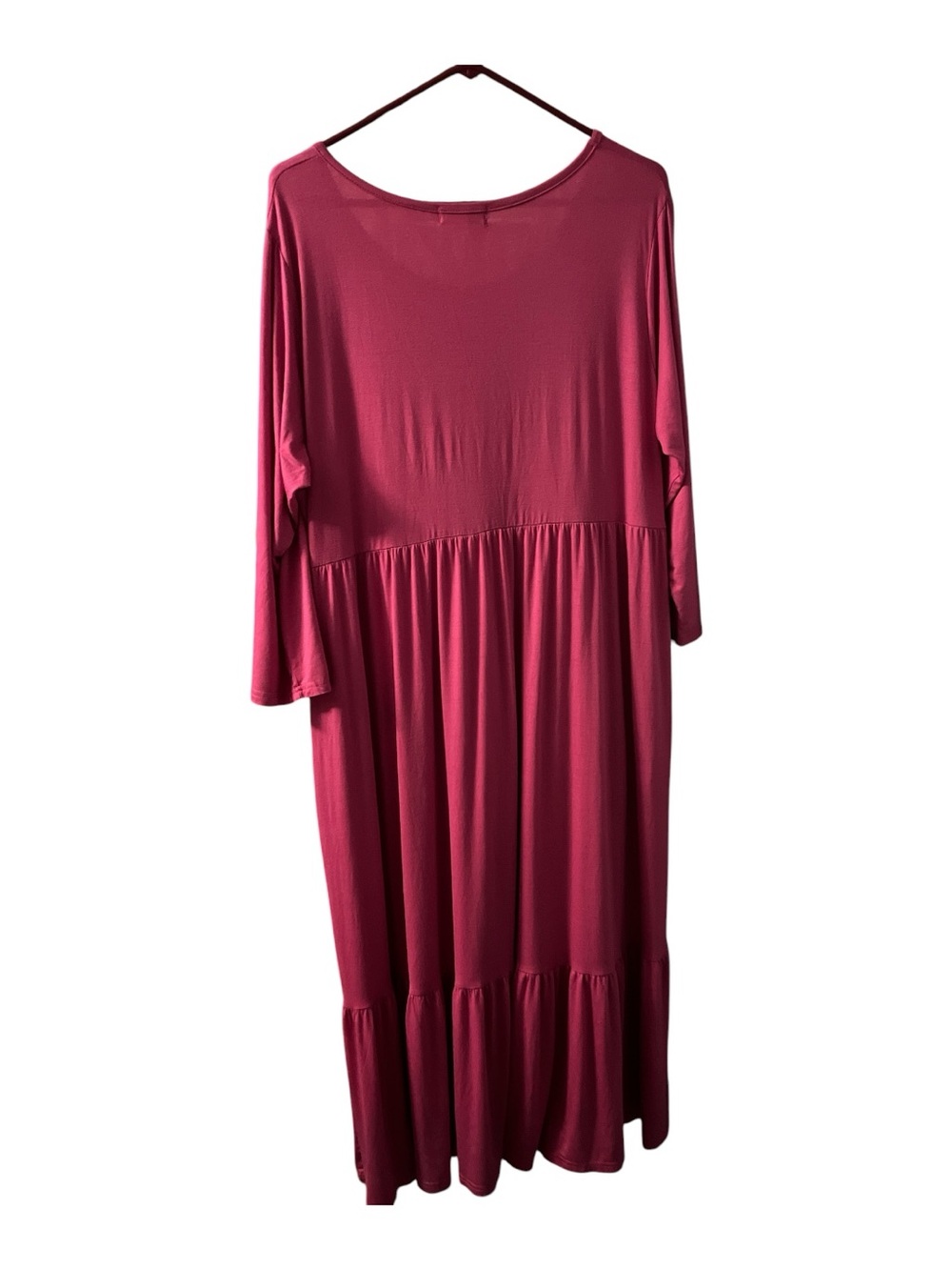 Relaxed Tiered Midi Dress in Berry